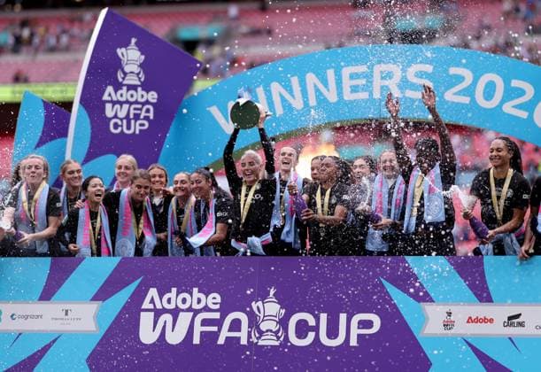 Manchester City celebrate with the trophy after winning the Adobe Women s FA Cup Brighton and Hove Albion Women v Manchester City Women, Adobe Women s FA Cup Final, Football, Wembley Stadium, London, UK - 31 May 2026London Wembley Stadium United Kingdom EDITORIAL USE ONLY No use with unauthorised audio, video, data, fixture lists, club league logos or live services. Online in-match use limited to 120 images, no video emulation. No use in betting, games or single club league player publications.  Copyright: xGeorgexTewkesbury Shutterstockx 16898308cz