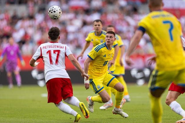 Wroclaw 31.05.2026. Football International Friendly, Länderspiel, Nationalmannschaft match between Poland and Ukraine on May 31, 2026 in Wroclaw, Poland --- Pilka nozna mecz towarzyski Polska - Ukraina we Wroclawiu Persons Shown : Oleh Ocheretko Oskar Pietuszewski Fot. Igor Jakubowski Arena Akcji NEWSPIX.PL --- newspix.pl POLAND OUT! 
