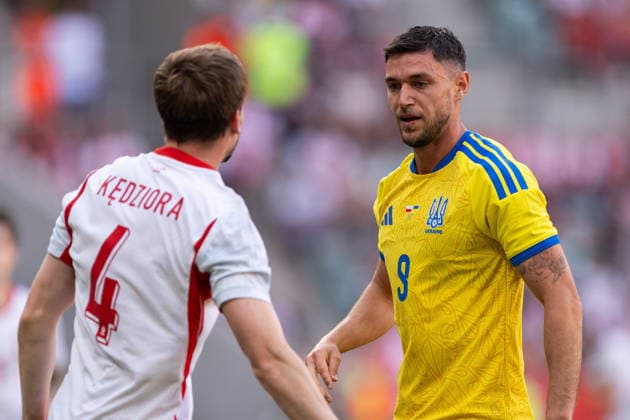 Wroclaw 31.05.2026. Football International Friendly, Länderspiel, Nationalmannschaft match between Poland and Ukraine on May 31, 2026 in Wroclaw, Poland --- Pilka nozna mecz towarzyski Polska - Ukraina we Wroclawiu Persons Shown : Roman Yaremchuk Tomasz Kedziora Fot. Igor Jakubowski Arena Akcji NEWSPIX.PL --- newspix.pl POLAND OUT! 