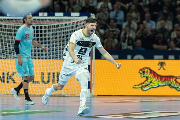 Lukas Zerbe THW Kiel celebrates during the handball final of the Winamax EHF Finals 2026 between THW Kiel and MT Melsungen at Barclays Arena on May 31, 2026 in Hamburg, Germany
