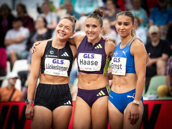 Golden Oval Dresden, 31 05 2026 Enjoying together from left The 100m sprinters Gina Lückenkemper GER Germany , Rebekka Haase GER Germany and Jolina Ernst GER Germany Athletics Meeting Golden Oval on 31 05 2026 at the Heinz Steyer Stadium in Dresden Saxony Copyright: xBEAUTIFULxSPORTS R.xSchmittx