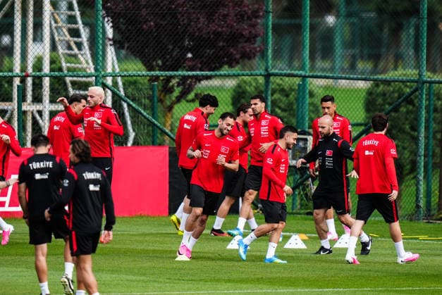 Turkish National Football Team training session ISTANBUL, TURKIYE - MAY 31: Turkish National Football Team head coach Vincenzo Montella, leads the training session ahead of the 2026 FIFA World Cup, WM, Weltmeisterschaft, Fussball at Hasan Dogan National Teams Camp and Training Facilities in Istanbul, Turkiye on May 31, 2026. Hakan Akgun Anadolu Istanbul Turkey. Editorial use only. Please get in touch for any other usage.  Copyright: x2026xAnadoluxHakanxAkgunx