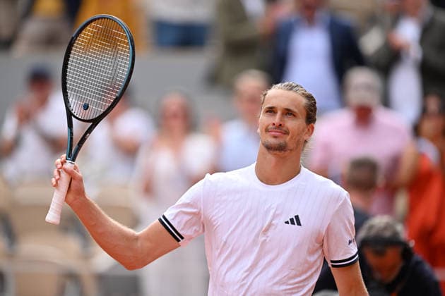 2026 French Open, Roland-Garros - Day 8 PARIS, FRANCE - MAY 31: Alexander Zverev of Germany celebrates after winning the match against Jesper de Jong of Netherlands during their men s singles, on day 8 of the French Open tennis tournament at the Roland-Garros Complex in Paris on May 31, 2026. Mustafa Yalcin Anadolu Paris France. Editorial use only. Please get in touch for any other usage.  Copyright: x2026xAnadoluxMustafaxYalcinx