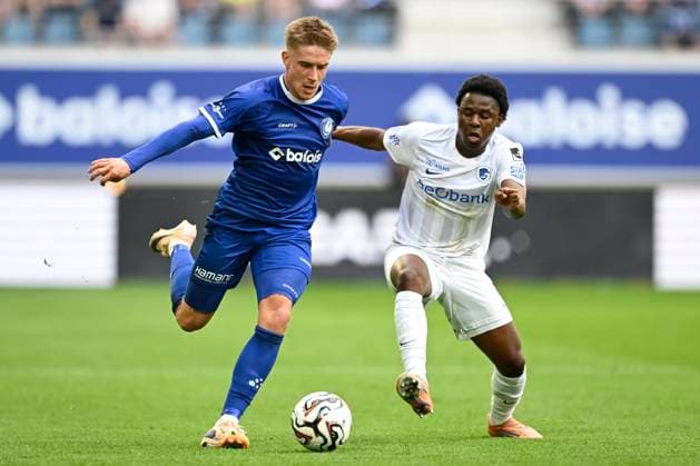KAA Gent v KRC Genk - Jupiler Pro League Europe Play-Off Decider GENT, BELGIUM - MAY 31 : Akpan Christian midfielder of KRC Genk in action with Skoras Michal forward of KAA Gent during the Jupiler Pro League Europe Play-Off decider match with the last European Conference League ticket at stake between KAA Gent and KRC Genk on May 31, 2026 in Gent, Belgium, 31 05 2026 Gent Belgium  Copyright: xNicoxVereeckenx