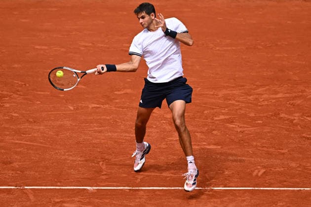 2026 French Open - Rafael Jodar Rafael Jodar (ESP) during his third round match at the 2026 Roland-Garros tournament in Paris, FRANCE, on May 31, 2026. Photo by Corinne Dubreuil ABACAPRESS.COM Paris France  Copyright: xDubreuilxCorinne ABACAx