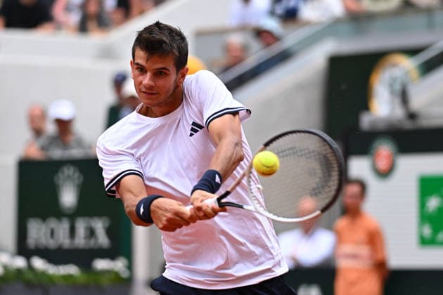 2026 French Open - Rafael Jodar Rafael Jodar (ESP) during his third round match at the 2026 Roland-Garros tournament in Paris, FRANCE, on May 31, 2026. Photo by Corinne Dubreuil ABACAPRESS.COM Paris France  Copyright: xDubreuilxCorinne ABACAx