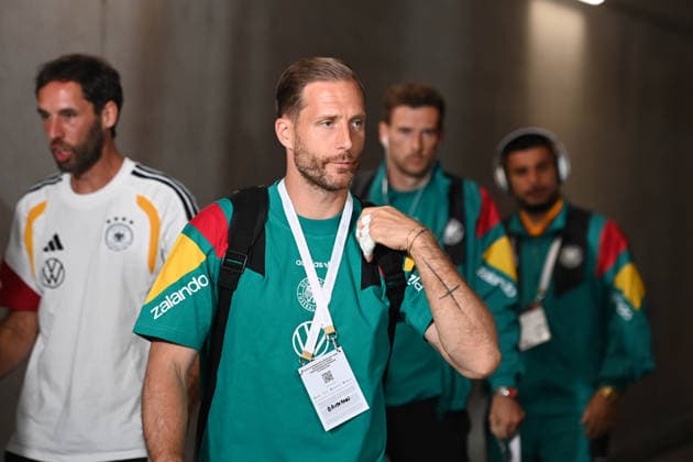 Goalkeeper Oliver BAUMANN GER on arrival, Germany GER Finland FIN Laenderspiel,Freundschaftsspiel, am 3105 2026, Mewa Arena Mainz Germany UEFA regulations prohibit any use of photographs as image sequences and or quasi video Â