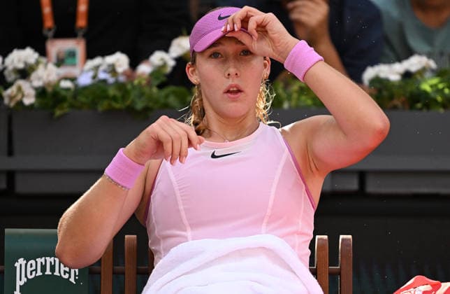 2026 French Open, Roland-Garros - Day 8 PARIS, FRANCE - MAY 31: Mirra Andreeva in action against Jil Teichmann (not seen) of Switzerland during their Women s Singles fourth round match on Day Eight of the 2026 French Open tennis tournament at the Roland-Garros Complex in Paris on May 31, 2026. Burak Akbulut Anadolu Paris France. Editorial use only. Please get in touch for any other usage.  Copyright: x2026xAnadoluxBurakxAkbulutx