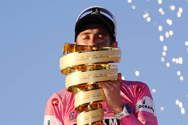 Denmark™s Jonas Vingegaard Hansen of Team Visma Lease A Bike (Pink jersey) winner of the race on the podium with the trophy (trofeo senza fine) during Stage 21 of the Giro d™Italia from Rome to Rome, Italy. Monday May 31, 2026  Copyright: xFabioxFerrari LaPressex