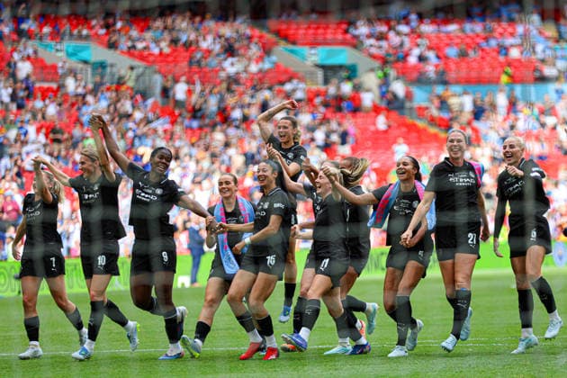LONDON, ENGLAND - May 31: Manchester City players celebrate at full time of the Adobe Womens FA Cup Final match between Brighton and Hove Albion and Manchester City at Wembley Stadium, May 31 in London, England  Copyright: xNataliexMincher SPPx Sportspressphoto_SPR158017