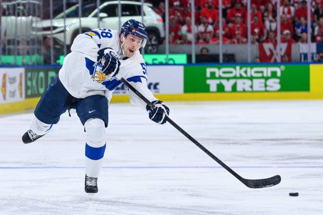 260531 Urho Vaakanainen of Finland during the 2026 IIHF Ice Hockey World Championship final between Switzerland and Finland on May 31, 2026 in Zürich Photo Jesper Zerman BILDBYRAN kod JZ JZ0742 ishockey ice hockey ishockey vm 2026 vm 2026 iihf world championship final switzerland schweiz finland bbeng  Copyright: JESPERxZERMAN BB260531JZ153