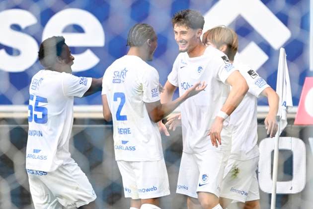 KAA Gent v KRC Genk - Jupiler Pro League Europe Play-Off Decider GENT, BELGIUM - MAY 31 : Mirisola Robin forward of KRC Genk celebrates scoring the opening goal with teammates during the Jupiler Pro League Europe Play-Off decider match with the last European Conference League ticket at stake between KAA Gent and KRC Genk on May 31, 2026 in Gent, Belgium, 31 05 2026 Gent Belgium  Copyright: xNicoxVereeckenx