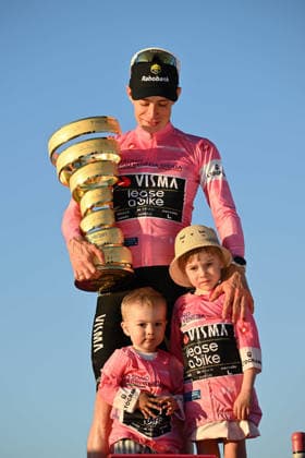 31-05-2026 Giro D italia; Tappa 21 Roma - Roma; 2026, Visma - Lease A Bike; Vingegaard, Jonas; Figli Vingegaard, Jonas; Roma; 