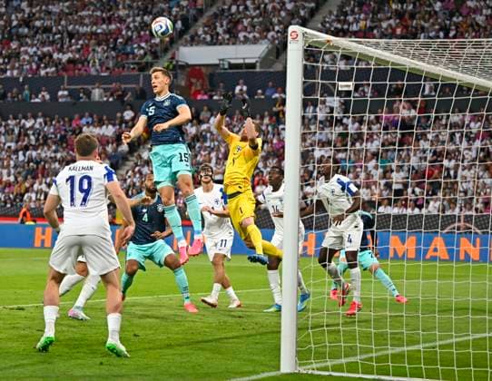31 05 2026, Football friendly international match 3 matchday, Germany Finland, in the Mewa Arena Mainz, Nico Schlotterbeck Germany against goalkeeper Lukas Hradecky Finland