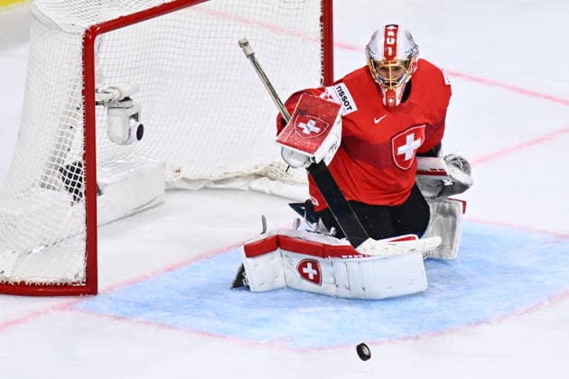 Goalkeeper Leonardo Genoni of Switzerland during the final match Switzerland vs Finland at the 2026 IIHF Ice hockey, Eishockey World Championship, WM, Weltmeisterschaft in Zurich, Switzerland, May 31, 2026. (CTKxPhoto RadekxPetrasek) CTKPhotoP2026053105571  CTKPhotoP2026053105571