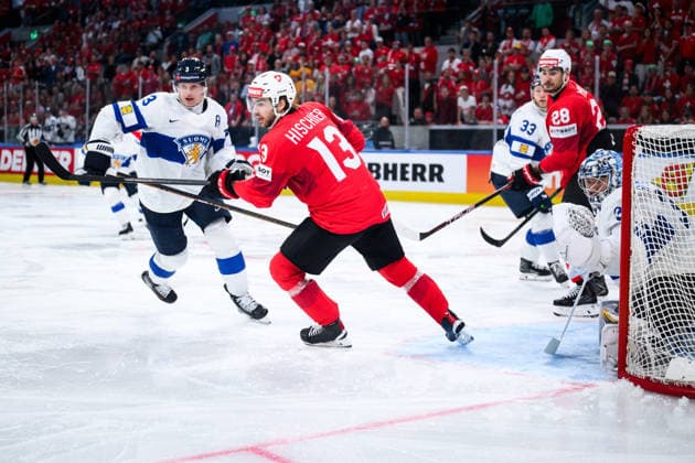 260531 Olli Määtä of Finland and Nico Hischier of Switzerland during the 2026 IIHF Ice Hockey World Championship final between Switzerland and Finland on May 31, 2026 in Zürich Photo Jesper Zerman BILDBYRAN kod JZ JZ0742 ishockey ice hockey ishockey vm 2026 vm 2026 iihf world championship final switzerland schweiz finland bbeng  Copyright: JESPERxZERMAN BB260531JZ174