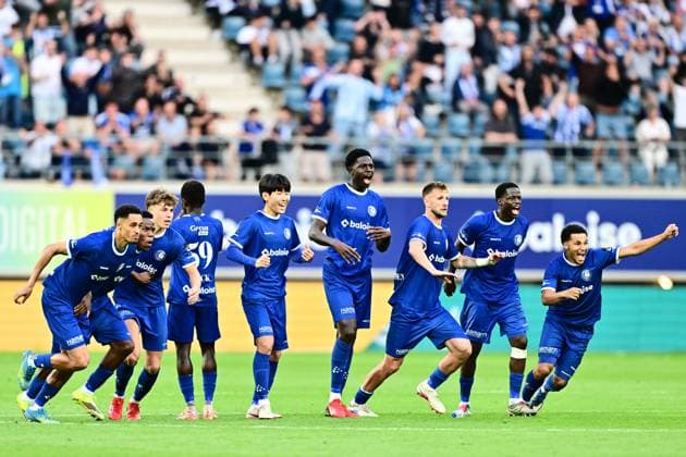 KAA Gent v KRC Genk - Jupiler Pro League Europe Play-Off Decider GENT, BELGIUM - MAY 31 : players of Gent celebrate during the Jupiler Pro League Europe Play-Off decider match with the last European Conference League ticket at stake between KAA Gent and KRC Genk on May 31, 2026 in Gent, Belgium, 31 05 2026 Gent Belgium  Copyright: xPeterxDexVoechtx