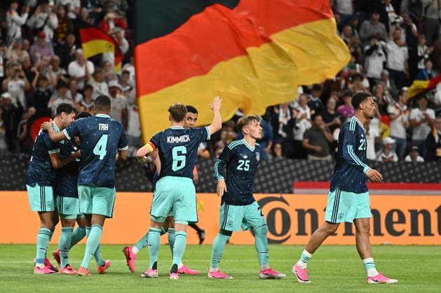 31 05 2026, xfux, international football match, Germany Finland v l goal celebration after the goal celebrating the goal celebrate 2 0 by Florian Wirtz German national football team DFB DFL DFB REGULATIONS PROHIBIT ANY USE OF PHOTOGRAPHS as IMAGE SEQUENCES and or QUASI VIDEO Mainz