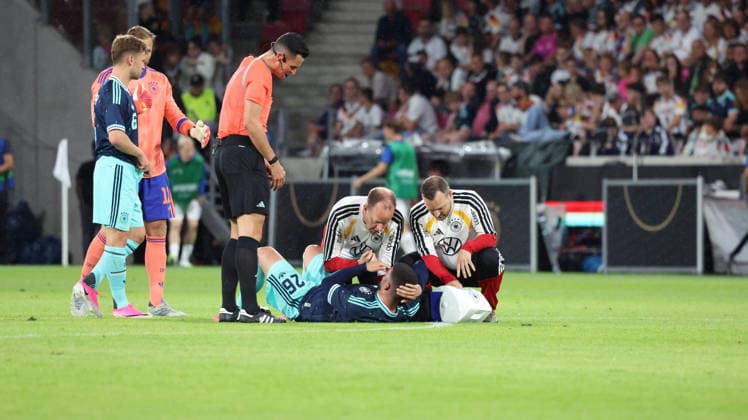 Sport Bilder des Tages 31.05.2026, xrekx, Fussball Länderspiel, Deutschland - Finnland v.l. Deniz Undav verletzt, Verletzung, Schmerz, Schmerzen, injured, injury, pain, pains (DFL DFB REGULATIONS PROHIBIT ANY USE OF PHOTOGRAPHS as IMAGE SEQUENCES and or QUASI-VIDEO) Mainz *** 31 05 2026, xrekx, football international, Germany Finland v l Deniz Undav injured, injury, pain, pains, injured, injury, pain, pains DFL DFB REGULATIONS PROHIBIT ANY USE OF PHOTOGRAPHS as IMAGE SEQUENCES and or QUASI VIDEO Mainz