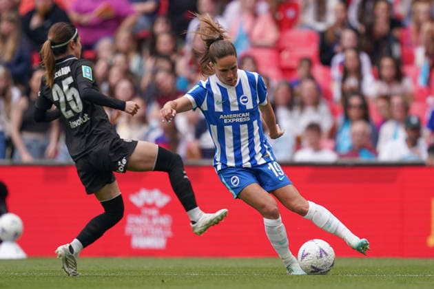 Brighton & Hove Albion Women v Manchester City Women, Women s FA Cup Final Marisa Olislagers of Brighton & Hove Albion under pressure from Yui Hasegawa of Manchester City during the Brighton & Hove Albion Women v Manchester City Women, Adobe Women s FA Cup Final at Wembley Stadium, London, England on 31 May 2026 Credit: Dylan Hepworth Every Second Media Editorial use only. All images are copyright Every Second Media Limited. No images may be reproduced without prior permission. Copyright: xIMAGO EveryxSecondxMediax ESM-2018-0131 DylanxHepworthx xEveryxSecondxMediax