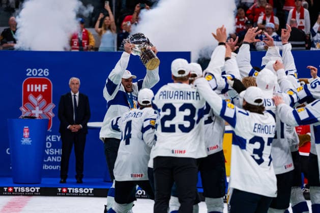 ZURICH, SWITZERLAND - MAY 31: Aleksander Barkov (Finland, 16) celebrating the Win of the Gold Medal with the team during the Gold Medal Game - Match 64 between Switzerland and Finland at the IIHF Ice hockey, Eishockey World Championship, WM, Weltmeisterschaft 2026, Swiss Life Arena on May 31, 2026 in Zurich, Switzerland. Zurich Switzerland Copyright: xTimoxSteinx