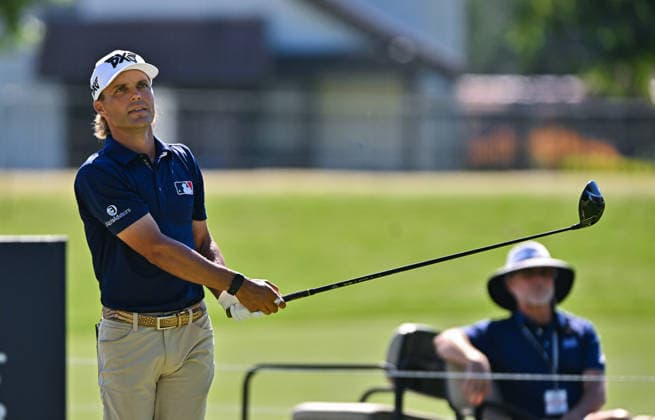 FORTH WORTH, TX - MAY 31: Eric Cole tees off from the eighteenth tee box during the final round of the PGA, Golf Herren Charles Schwab Challenge at Colonial Country Club on Sunday, May 31, 2026 in Fort Worth, TX. (Photo by Austin McAfee Icon Sportswire) GOLF: MAY 31 PGA Charles Schwab Challenge EDITORIAL USE ONLY Icon260531013