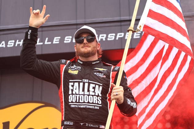 NASHVILLE, TN - MAY 31: Ty Dillon ( 10 Kaulig Racing Grizzly Nicotine Pouches Chevrolet) waves to the crowd prior to the running of the NASCAR, Motorsport, USA Cup Series Cracker Barrel 400 on May 31, 2026 at Nashville Superspeedway in Lebanon, TN. (Photo by Jeff Robinson Icon Sportswire) AUTO: MAY 31 NASCAR Cup Series Cracker Barrel 400 EDITORIAL USE ONLY Icon26053118344400