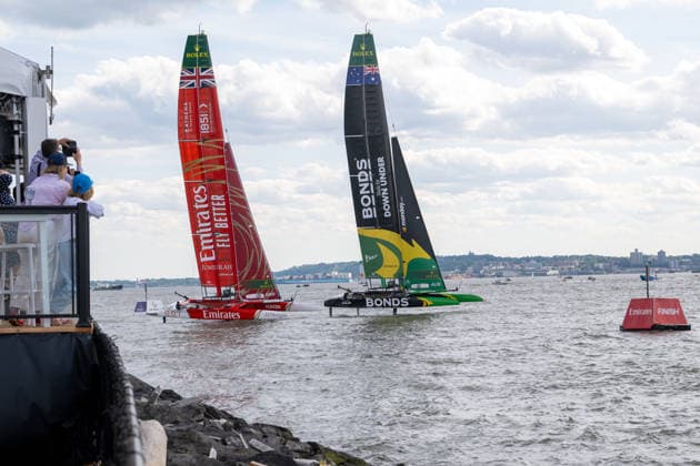 2026 Rolex SailGP Championship Mubadala New York Sail Grand Prix - Day 2, USA - 31 May 2026 Team Bonds Flying Roos Australia SailGP boat (R) and team Emirates Great Britain SailGP boat (L) race to the finish in the Final Race during Day 2 of the Mubadala New York Sail Grand Prix at New York Harbor. New York United States Copyright: xRonxAdarx xSOPAxImagesx _radar_sailgp_20260531_02634