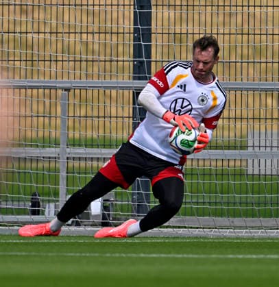 01 06 2026, Football, DFB national team Germany, last training session before departure to the USA for the 2026 World Cup, at the DFB Campus in Frankfurt am Main Goalkeeper Manuel Neuer Germany