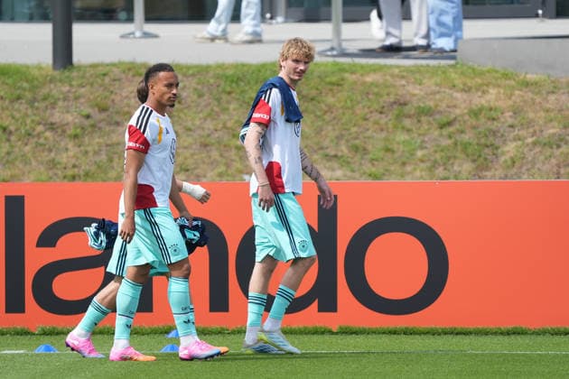 Jamie Leweling Germany Germany , Nick Woltemade Germany Germany Frankfurt 01 06 2026 German national team bids farewell to Germany with public training session