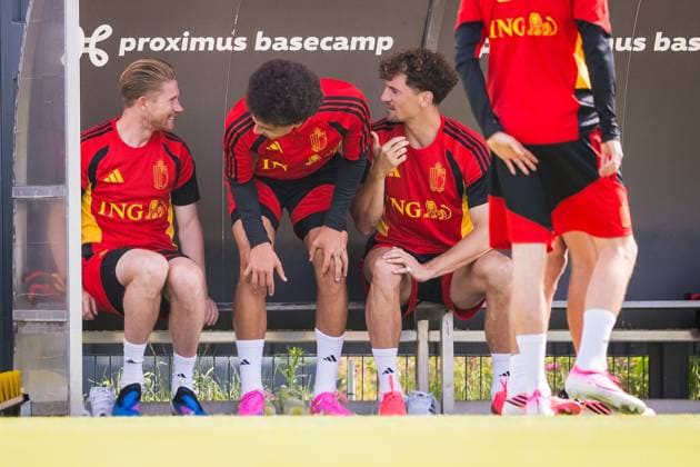 Belgian national football team - FIFA World Cup, WM, Weltmeisterschaft, Fussball 2026 - media activities 01 06 2026 TUBIZE, BELGIUM - JUNE 01 : De Bruyne Kevin forward of Belgium, Meunier Thomas defender of Belgium, Witsel Axel midfielder of Belgium pictured during a training session at the training grounds of the Royal Belgian Football Association ahead of the FIFA World Cup 2026 on june 01, 2026 in Tubize, Belgium, 01 06 2026 Tubize Belgium  Copyright: xGregoryxVanxGansenx