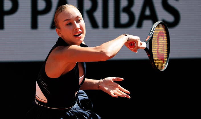 TENNIS - French Open 2026 PARIS,FRANCE,01.JUN.26 - TENNIS - WTA, Tennis Damen Tour, French Open, Roland Garros, Grand Slam. Image shows Anastasia Potapova (AUT).  GEPAxpictures xMatthiasxHauer