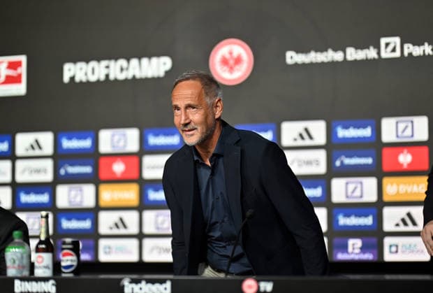 01 06 2026, xjhx, Soccer 1 Bundesliga, Eintracht Frankfurt Press Conference Head Coach Adi Hütter v l Coach Adolf Adi Hütter Eintracht Frankfurt Frankfurt am Main