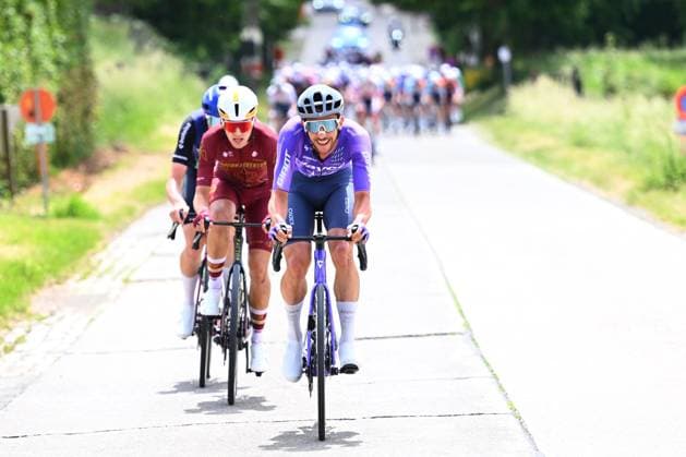 Tour de Wallonie 2026 Stage 1 LOBBES, BELGIUM - JUNE 01 : De Bondt Dries (BEL) of Team Jayco AlUla is attacking during stage 1 of the 47th edition of Ethias Tour de Wallonie an UCI ProSeries 2.Pro cycling road race stage for Men Elite of 180.7 km with start in Manage and finish in Lobbes on June 1, 2026 in Lobbes, Belgium, 01 06 2026 ( Motordriver Pieter Van Herzele - Lobbes Belgium  Copyright: xVincentxKalutx