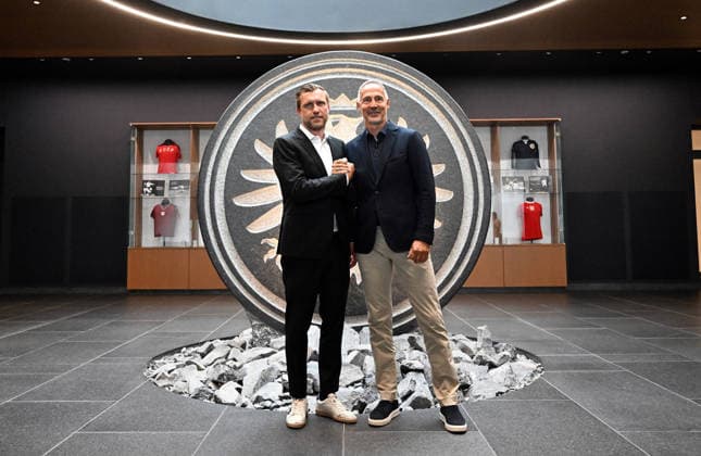 01 06 2026, xjhx, Soccer 1 Bundesliga, Eintracht Frankfurt Press Conference Head Coach Adi Hütter f l Sports Director Markus Kroesche Krösche Director of Sports Eintracht Frankfurt , Coach Adolf Adi Hütter Eintracht Frankfurt Frankfurt am Main