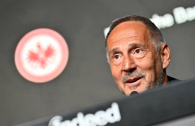 01 06 2026, xfux, Fussball 1 Bundesliga, Eintracht Frankfurt Press conference to present Adolf Adi Hütter Huetter as new head coach v l Trainer Adolf Adi Hütter Huetter Eintracht Frankfurt zautz DFL DFB REGULATIONS PROHIBIT ANY USE OF PHOTOGRAPHS as IMAGE SEQUENCES and or QUASI VIDEO Frankfurt am Main