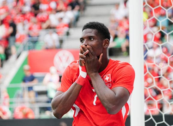 31.05.2026 Schweiz St.Gallen Fussball Saison 2025-2026 Laenderspiel Schweiz - Jordanien 4. 1 Bild, Breel Embolo SUI Einzelbild Aktion *** 31 05 2026 Switzerland St Gallen Soccer season 2025 2026 Switzerland Jordan 4 1 picture, Breel Embolo SUI single picture action 