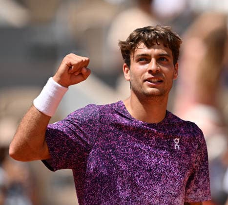 2026 French Open, Roland-Garros - Day 9 PARIS, FRANCE - JUNE 1: Flavio Cobolli of Italy celebrates after winning the match against Zachary Svajda (not seen) of the United States during their men s fourth-round match on Day Nine of the 2026 French Open tennis tournament at the Roland-Garros Complex in Paris on June 1, 2026. Mustafa Yalcin Anadolu Paris France. Editorial use only. Please get in touch for any other usage.  Copyright: x2026xAnadoluxMustafaxYalcinx