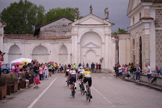 The pack rides during Stage 3 of the Giro d™Italia Women, from Bibione to Buja, Italy, Monday, June 1, 2026  Copyright: xMarcoxAlpozzi LaPressex