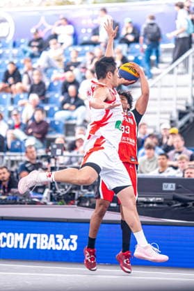 Warszawa 01.06.2026. 3x3 Basketball World Championship, WM, Weltmeisterschaft Day 1 in Warsaw, Poland. China - Japan Match--- Mistrzostwa Swiata w koszykowce 3x3 Dzien 1 w Warszawie. Mecz Chiny Japonia Persons Shown : Dianliang Zhang Souleymane Coulibaly Fot. Kai Taller Arena Akcji NEWSPIX.PL --- newspix.pl 