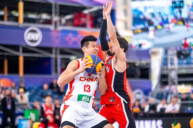 Warszawa 01.06.2026. 3x3 Basketball World Championship, WM, Weltmeisterschaft Day 1 in Warsaw, Poland. China - Japan Match--- Mistrzostwa Swiata w koszykowce 3x3 Dzien 1 w Warszawie. Mecz Chiny Japonia Persons Shown : Xingrui Wu Yuki Nakanishi Fot. Kai Taller Arena Akcji NEWSPIX.PL --- newspix.pl 