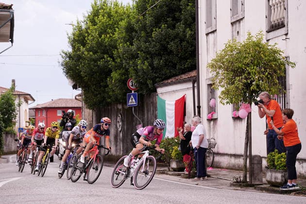 The pack rides cycles during Stage 3 of the Giro d™Italia Women, from Bibione to Buja, Italy, Monday, June 1, 2026  Copyright: xMarcoxAlpozzi LaPressex