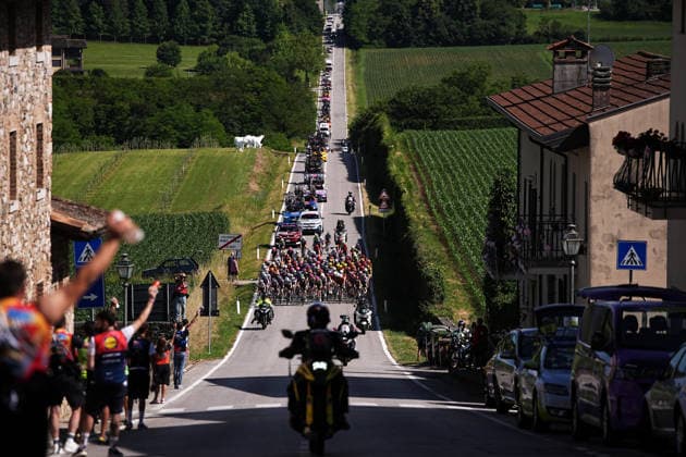 The pack rides cycles during Stage 3 of the Giro d™Italia Women, from Bibione to Buja, Italy, Monday, June 1, 2026  Copyright: xMarcoxAlpozzi LaPressex