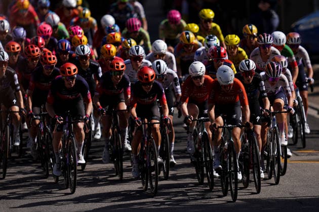 The pack rides cycles during Stage 3 of the Giro d™Italia Women, from Bibione to Buja, Italy, Monday, June 1, 2026  Copyright: xDavidexSpada LaPressex