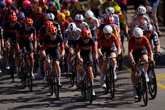 The pack rides cycles during Stage 3 of the Giro d™Italia Women, from Bibione to Buja, Italy, Monday, June 1, 2026  Copyright: xDavidexSpada LaPressex
