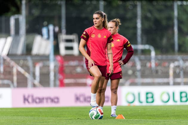 COLOGNE, GERMANY - JUNE 01: Selina Cerci (Germany) controls the ball during a training session prepare for the UEFA European Qualifiers for the FIFA Women™s World Cup 2027 between Germany vs. Norway at Sportpark Hoehenberg on June 01, 2026 in Mainz, Germany. North Rhine Westphalia Germany Copyright: xSteffiexWunderlx