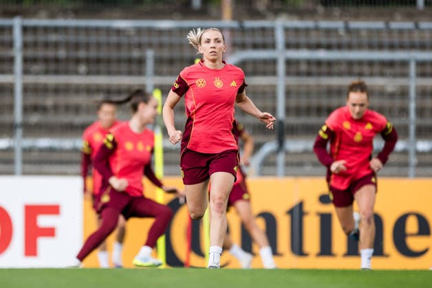 COLOGNE, GERMANY - JUNE 01: Elisa Senss (Germany) warming up during a training session prepare for the UEFA European Qualifiers for the FIFA Women™s World Cup 2027 between Germany vs. Norway at Sportpark Hoehenberg on June 01, 2026 in Mainz, Germany. North Rhine Westphalia Germany Copyright: xSteffiexWunderlx