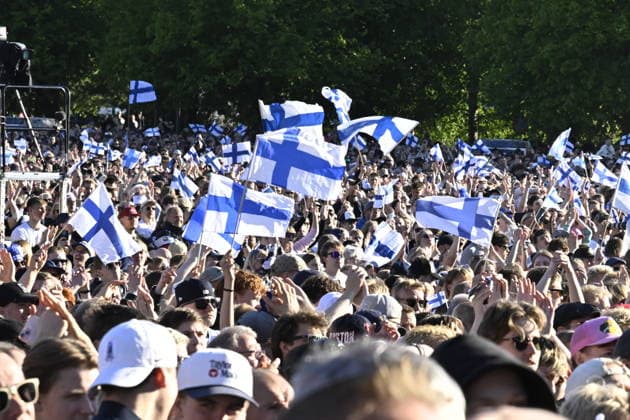 LKS 20260601 Estimated 55 thousand Finnish Ice hockey, Eishockey fans gathered to celebrate with Team Finland IIHF Ice Hockey World Champion 2026, in Helsinki, Finland on June 1, 2026. Finland won the IIHF Ice Hockey Men s World Championship, WM, Weltmeisterschaft final match between Switzerland and Finland in Zurich on Sunday. - JUSSI NUKARI Helsinki Finland RV7cycDz_0o  Copyright: xJussixNukarix RV7cycDz_0o