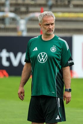 Cologne, Germany 01 06 2026 Training of the DFB women preparation international match Germany vs Norway for World Cup qualification 2027 In the picture national coach Christian Wück Wueck Germany Copyright: HMBxMedia MadeleinexFantini