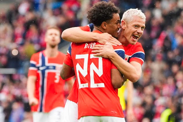 Norway Sweden Oslo 20260601 Norways Julian Ryerson and Antonio Nusa cheer for 1-0 during the mens international football match between Norway and Sweden at Ullevaal Stadium Photo Lise Aserud NTB Oslo Norway EDITORIAL USE ONLY RESTRICTED USE FOR BETTING COMPANIES  Copyright: xLisexAserudx xNTBx